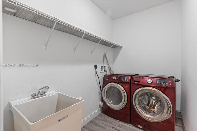 14550 SW 32nd st, Miami, FL 33175