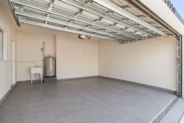 14550 SW 32nd st, Miami, FL 33175