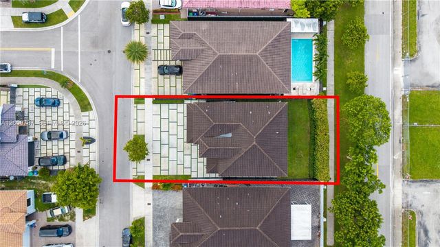 14550 SW 32nd st, Miami, FL 33175