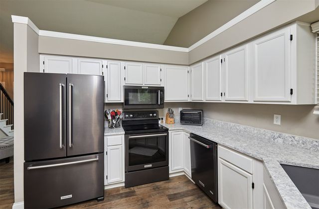 103 S 49th Street, West Des Moines, IA 50265