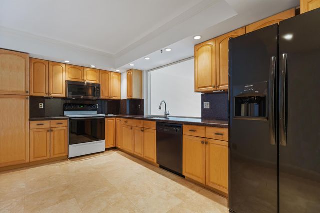 4740 S Ocean Boulevard 315, Highland Beach, FL 33487