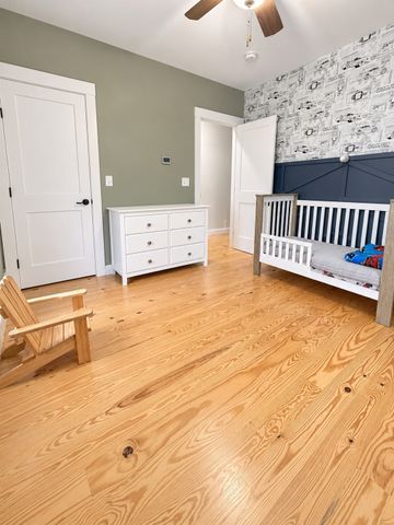 138 Market St, Amesbury, MA 01913