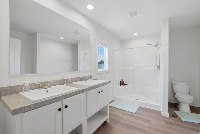 2700 E Valley Parkway 189, Escondido, CA 92027