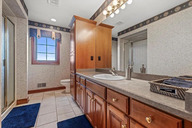 19475 Summerhill LANE, Brookfield, WI 53045