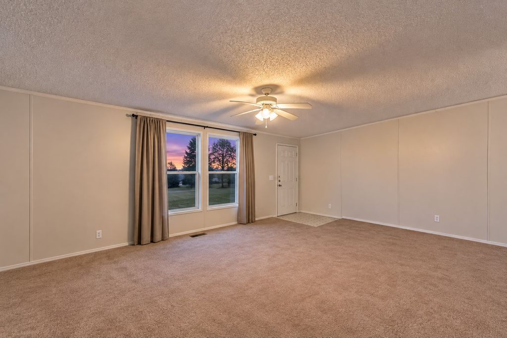 208 Rhett Court, Aurora, TX 76078 — photo 5