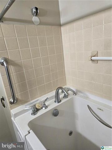 2923 ELM PL, Reading, PA 19609