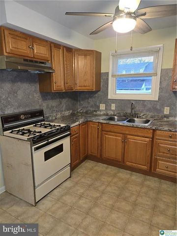 2923 ELM PL, Reading, PA 19609