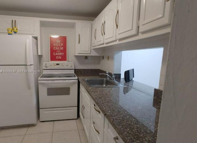 2935 NE 163rd Street 4Q, North Miami Beach, FL 33160