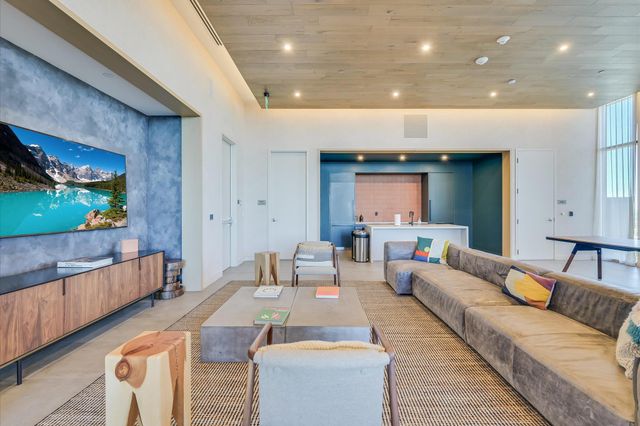 48 East Ave 1711, Austin, TX 78701