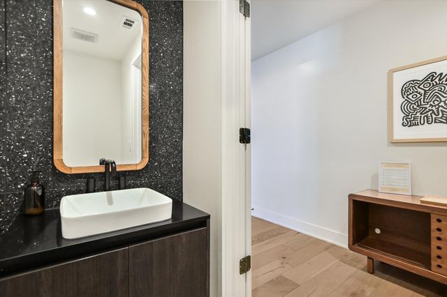 48 East Ave 1711, Austin, TX 78701