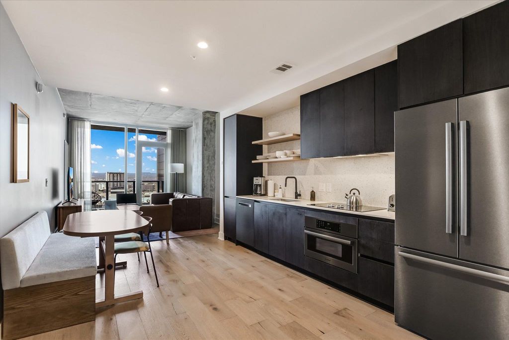 48 East Ave 1711, Austin, TX 78701