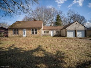 1545 Ambre Drive, Akron, OH 44312