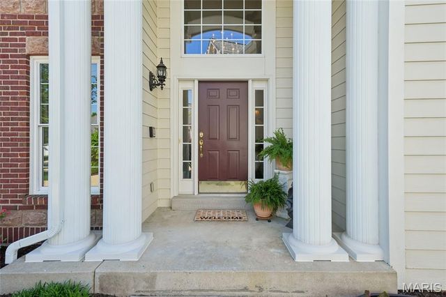 445 Shetland Valley Court, Chesterfield, MO 63005