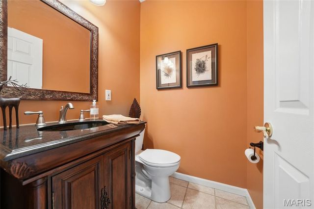 445 Shetland Valley Court, Chesterfield, MO 63005