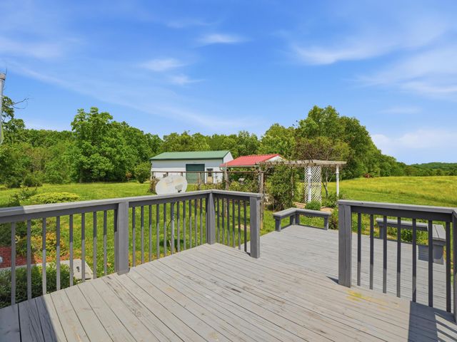 870 Rubrake Road, Fleming, OH 45729