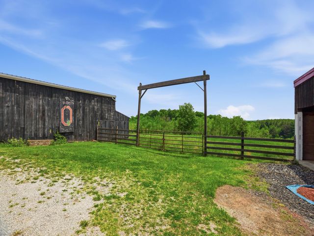 870 Rubrake Road, Fleming, OH 45729