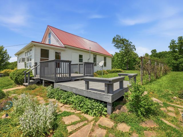 870 Rubrake Road, Fleming, OH 45729