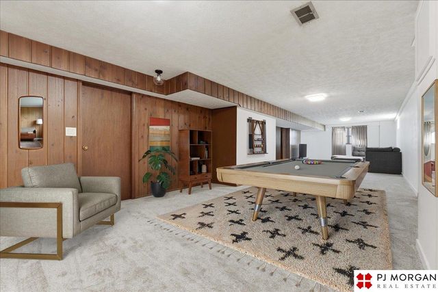 20236 Pinkney Street, Omaha, NE 68022