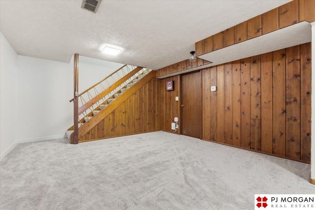 20236 Pinkney Street, Omaha, NE 68022