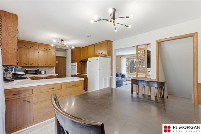 20236 Pinkney Street, Omaha, NE 68022