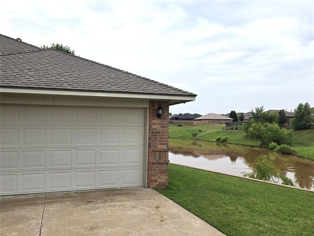 10822 Turtle Back Drive, Midwest City, OK 73130