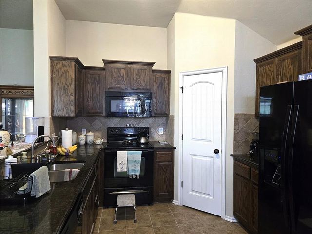 10822 Turtle Back Drive, Midwest City, OK 73130