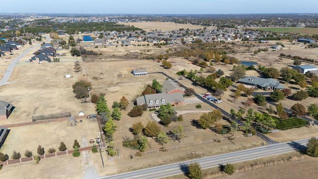 2377 NW 206th Street, Edmond, OK 73012