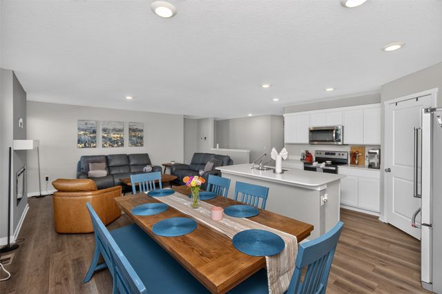 4304 NE 15th Street, Ankeny, IA 50021