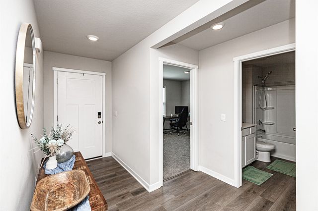 4304 NE 15th Street, Ankeny, IA 50021