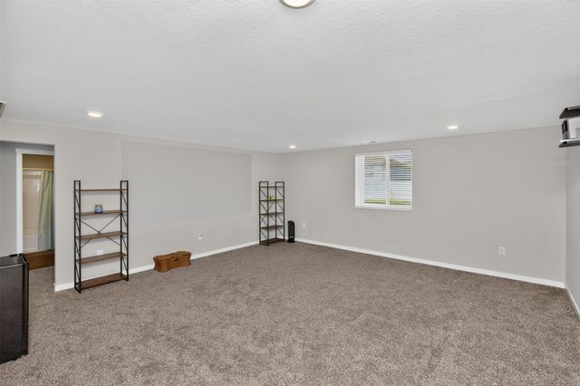 4304 NE 15th Street, Ankeny, IA 50021