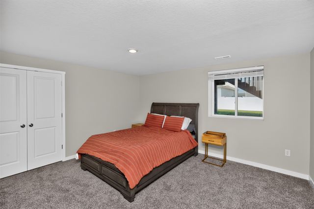 4304 NE 15th Street, Ankeny, IA 50021