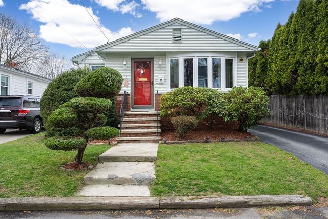 15 Homewood Avenue, North Providence, RI 02911