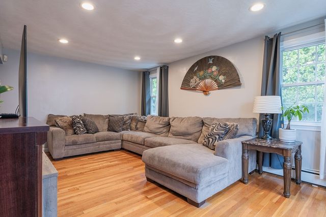 15 Homewood Avenue, North Providence, RI 02911