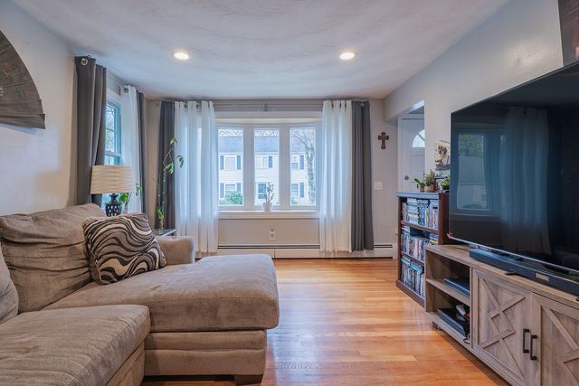 15 Homewood Avenue, North Providence, RI 02911