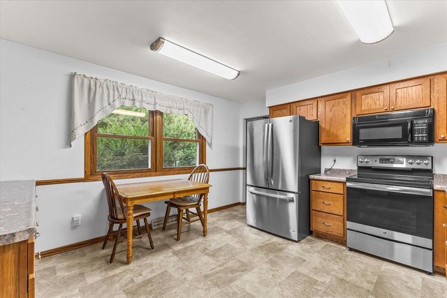 309 S University DRIVE, Waukesha, WI 53188
