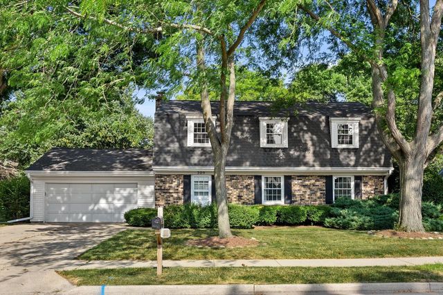 309 S University DRIVE, Waukesha, WI 53188