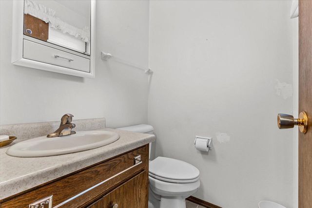 309 S University DRIVE, Waukesha, WI 53188