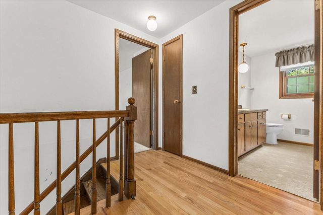 309 S University DRIVE, Waukesha, WI 53188