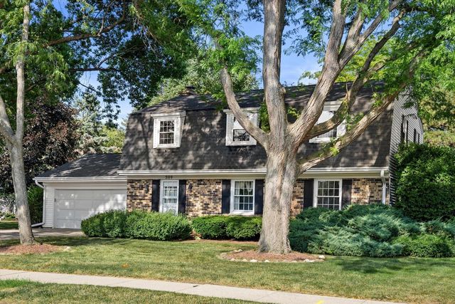 309 S University DRIVE, Waukesha, WI 53188