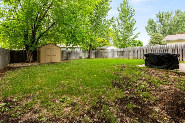 3033 20th Street S, Fargo, ND 58103