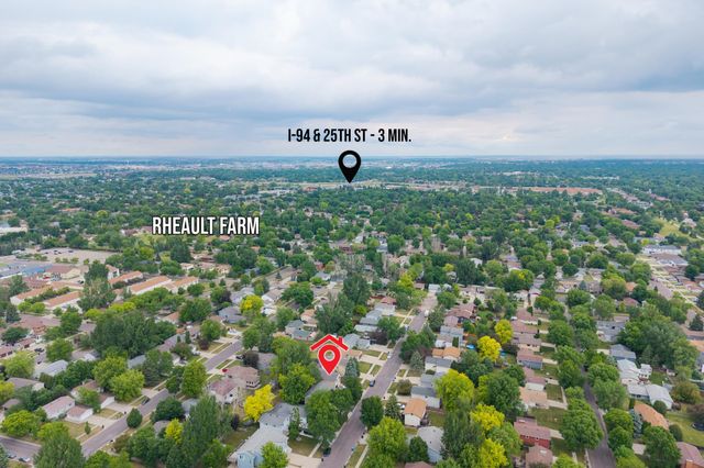 3033 20th Street S, Fargo, ND 58103