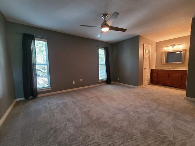 3214 Clawson RD B, Austin, TX 78704