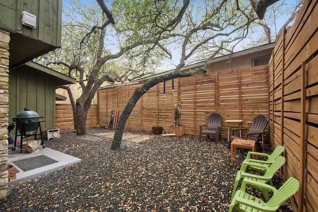 3214 Clawson RD B, Austin, TX 78704