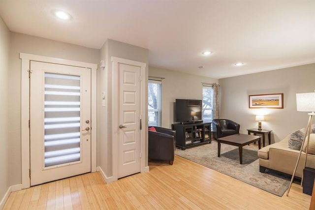 3214 Clawson RD B, Austin, TX 78704