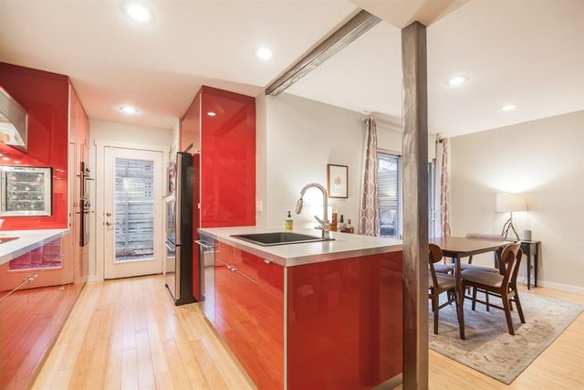 3214 Clawson RD B, Austin, TX 78704