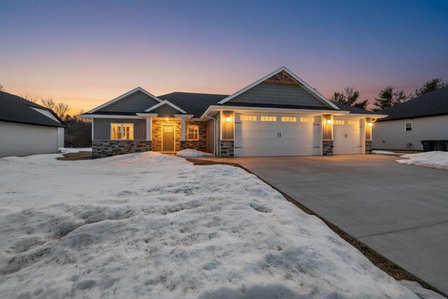4073 BRUSSELS WAY, Green Bay, WI 54313