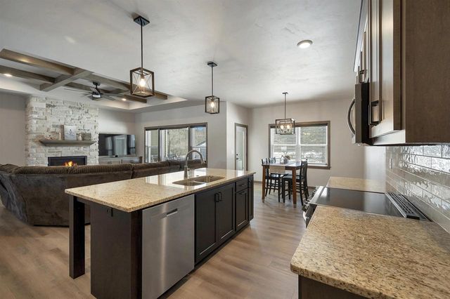 4073 BRUSSELS WAY, Green Bay, WI 54313