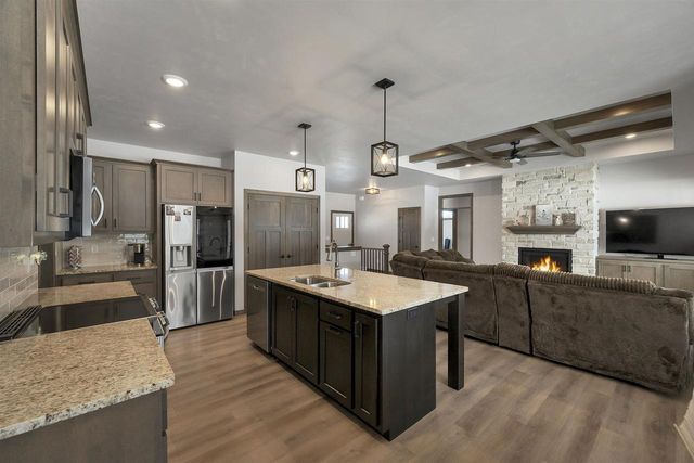 4073 BRUSSELS WAY, Green Bay, WI 54313