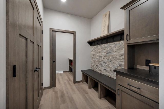 4073 BRUSSELS WAY, Green Bay, WI 54313