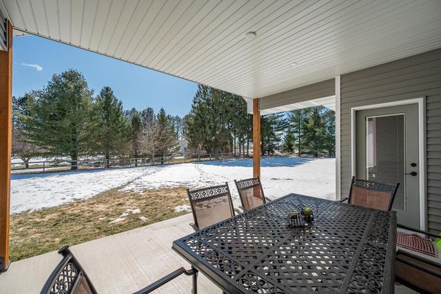 4073 BRUSSELS WAY, Green Bay, WI 54313